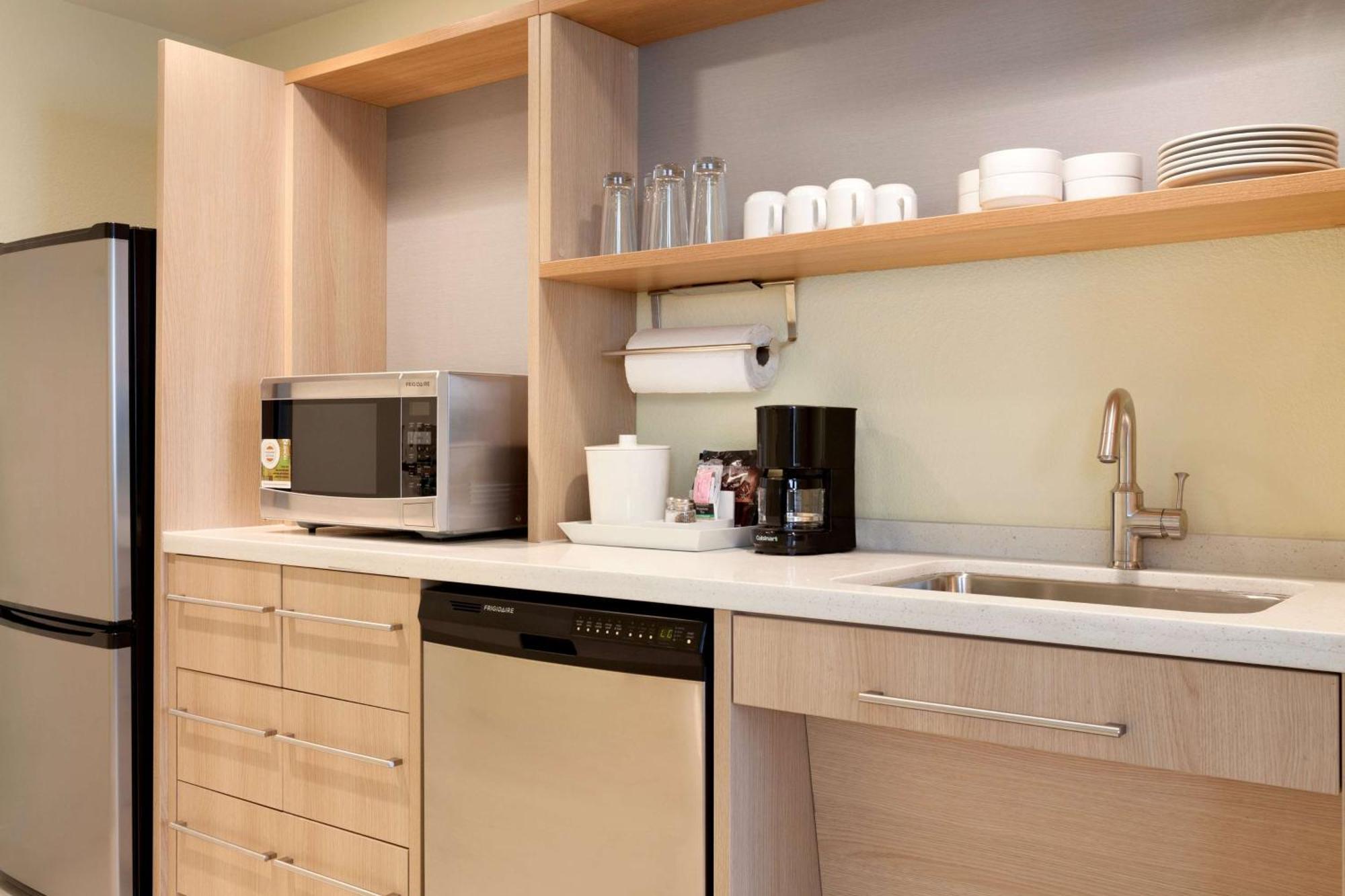 Home2 Suites By Hilton ג'ילט מראה חיצוני תמונה